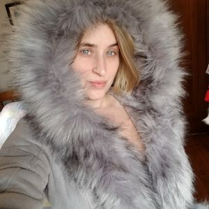 Akira Yukon faux fur coat